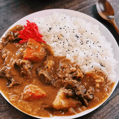Curry Beef / Chicken Rice